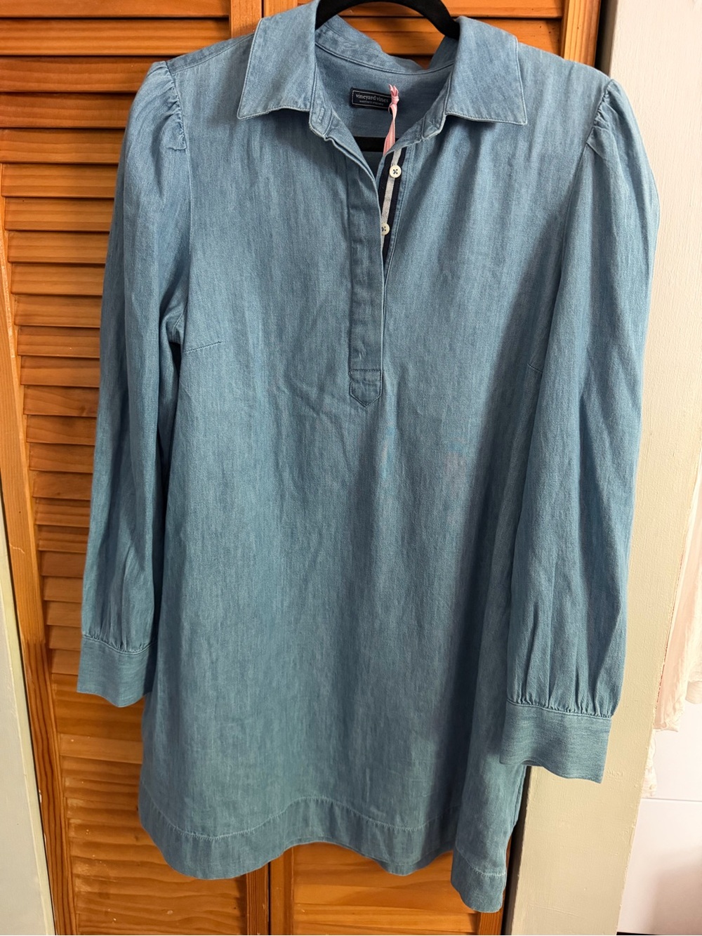Vineyard Vines Chambray Light Blue Button Popover Tunic